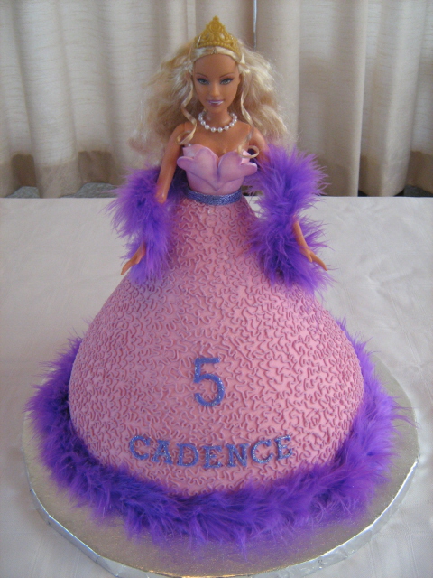 barbie-doll-cake